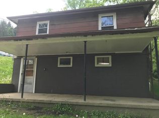 83 View St, Pine Grove, WV 26419