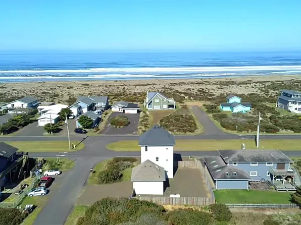 1140 Ocean Shores Boulevard SW, Ocean Shores, WA 98569