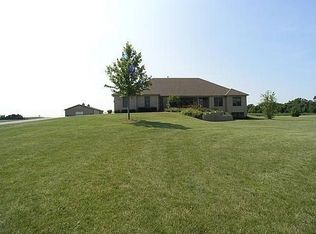 46W165 Kelley Rd, Hampshire, IL 60140