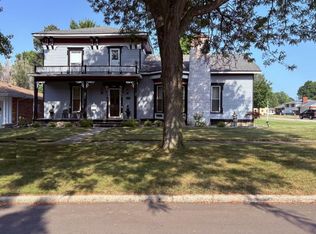 302 Prospect St, Vassar, MI 48768