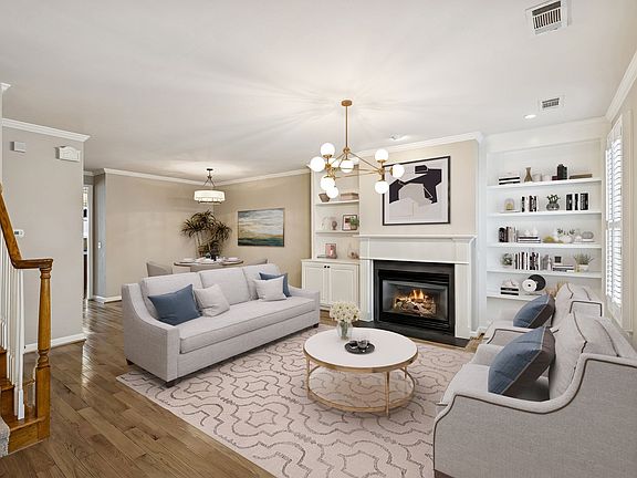 2nd image of 604 Watermark Way