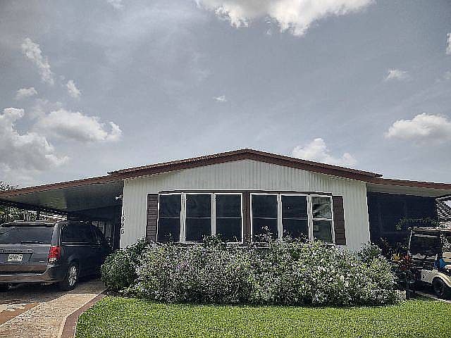 1st image of 1426 Gladiola Dr #209