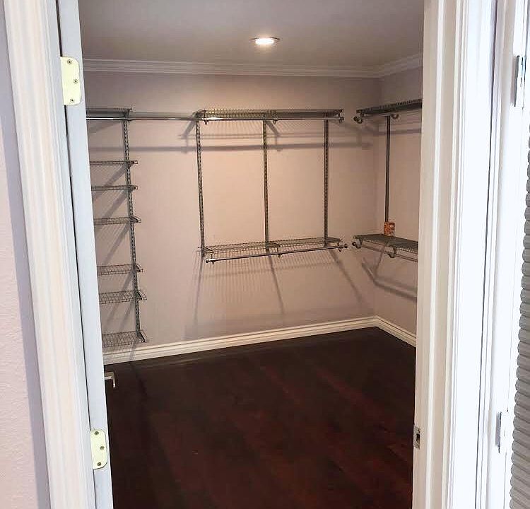 walking closet 10ft x 12ft
