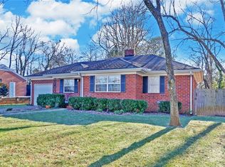 679 Crestview Ter, Gainesville, GA 30501