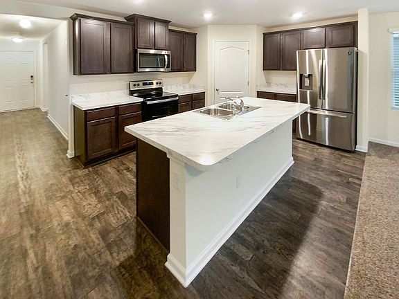 2nd image of 3467 LYNN Court