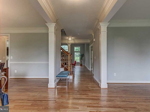 3rd image of 13170 Amblewood Dr