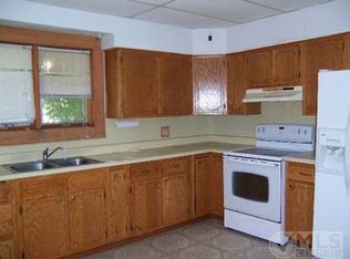 311 W C St, Iron Mountain, MI 49801