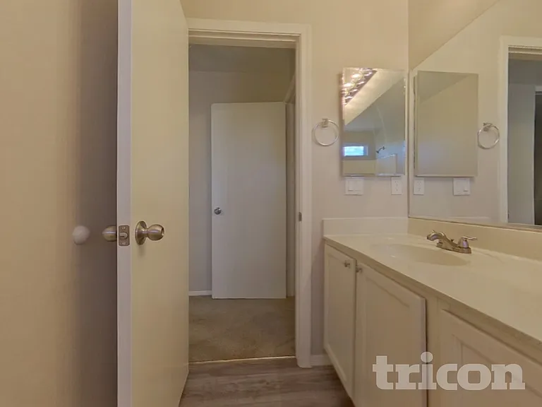 22244 W Sonora St — Photo 11