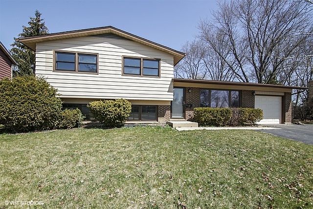 1st image of 406 W Hackberry Dr