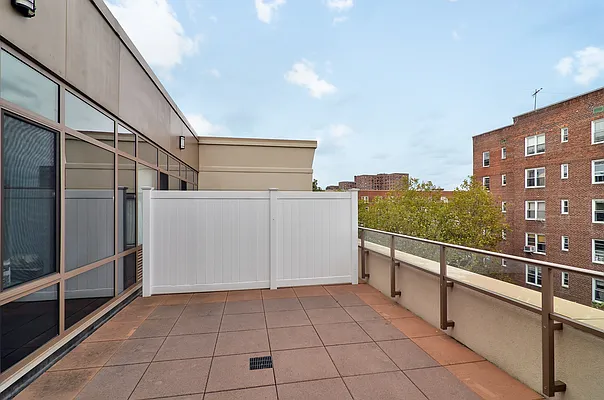 Sold by Prime Realty | media 14