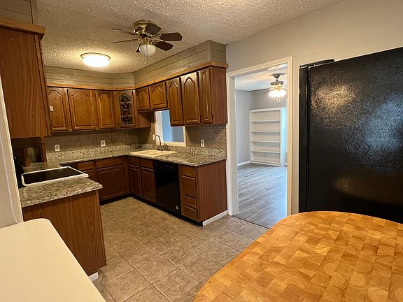 5th image of 7471 Widgeon Ave