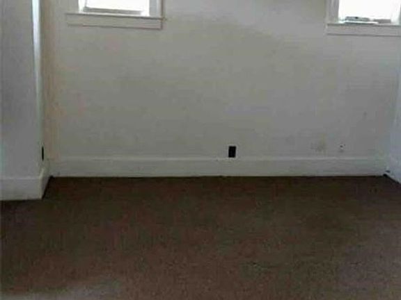 5th image of 28 W Westfield St APT 1