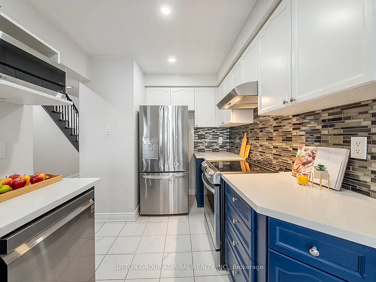 81 Parktree Dr — Photo 6