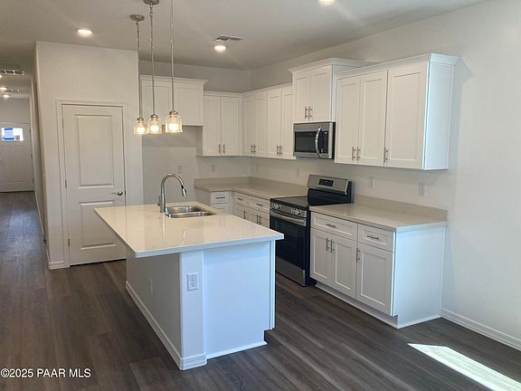3rd image of 1268 Deadwood Ln