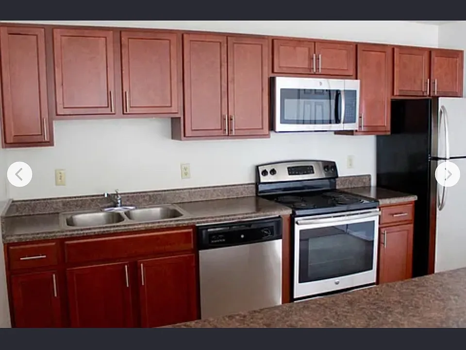 Pleasant Village Apartments