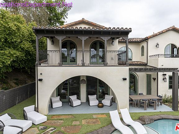 4th image of 5861 Ridgebrook Dr