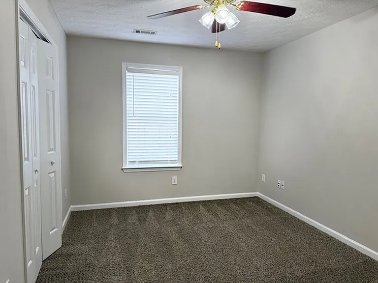 2034 Elm Grove Ln — Photo 4