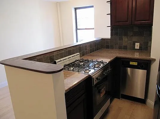 Rented by Stribling | media 27