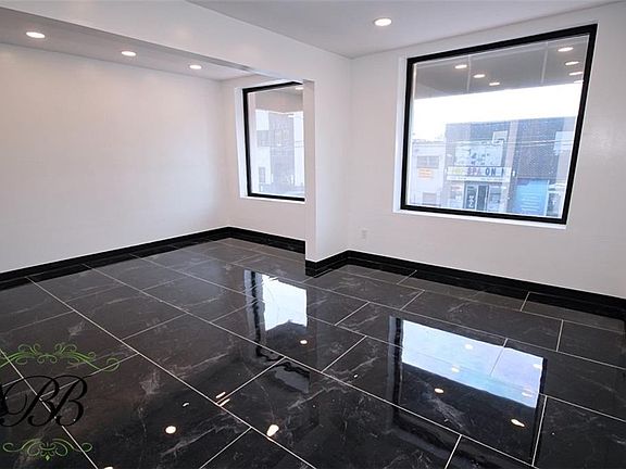 4th image of 5507 Avenue N