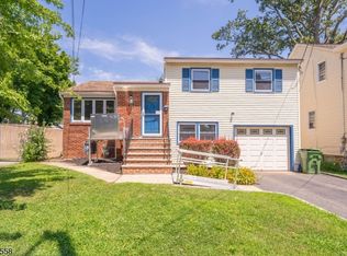 323 Dermody St, Roselle, NJ