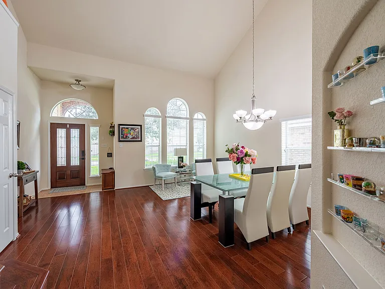 12031 Canyon Falls Dr — Photo 9