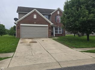 615 Albermarle Dr, Pittsboro, IN 46167
