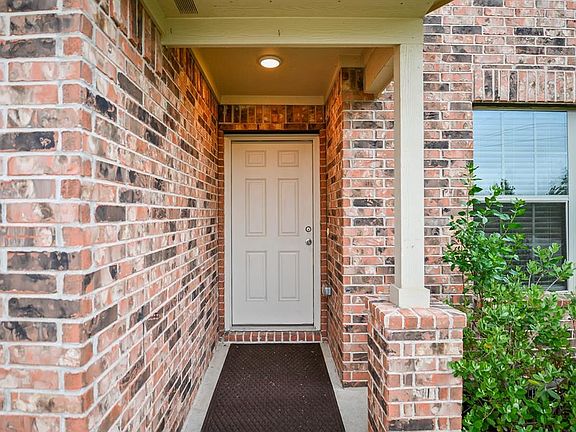 3rd image of 15471 Casita Verde Way