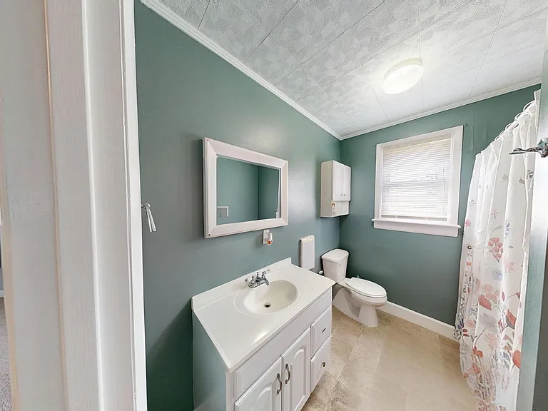 8066 Caratoke Hwy — Photo 16