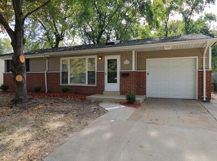 710 Derhake Rd, Florissant, MO 63033