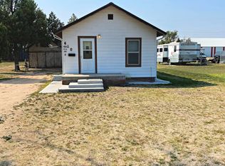 410 S Crawford Ave, Venango, NE 69168