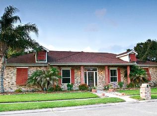 12 Woodlake Blvd, Kenner, LA 70065
