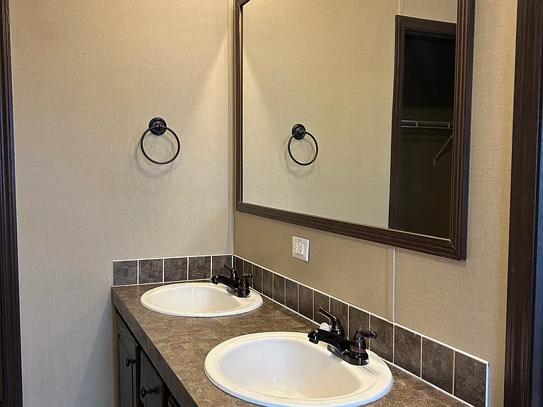71 County Road 3004 — Photo 6