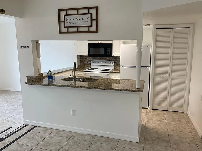 329 Orchid Dr — Photo 16