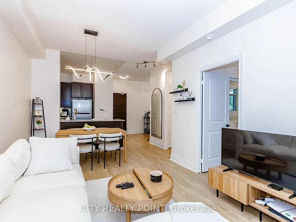25 Earlington Ave #316