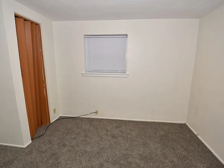 1311 Montgomery Rd — Photo 10