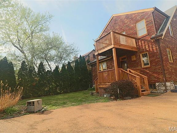 3rd image of 7326 Country Club Dr