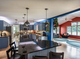 7901 Chesshire Ct N, Maple Grove, MN 55311