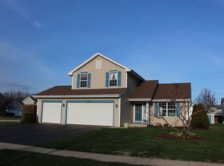 406 Brynwood Ln, Belvidere, IL 61008