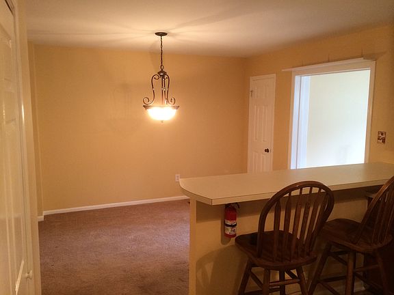 5th image of 46 Burlington Ct #1705