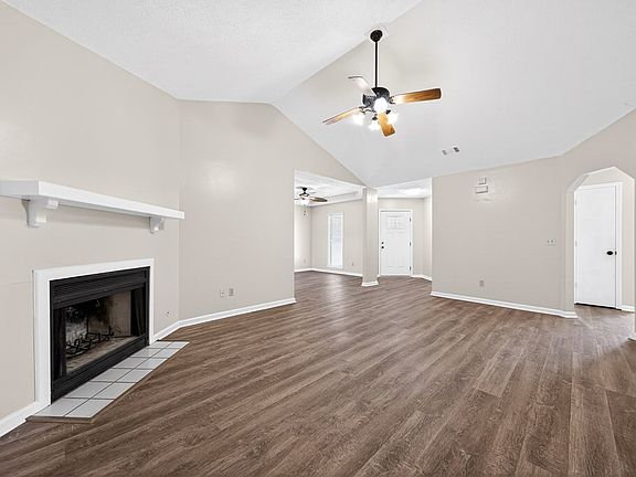 4th image of 6207 Georgetown Dr