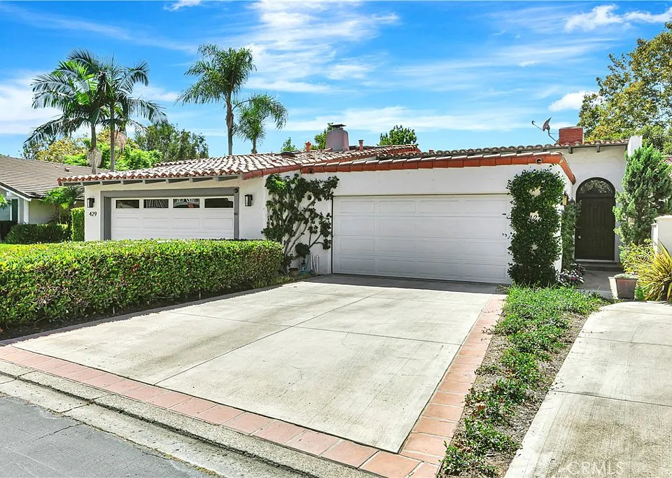 427 Vista Flora