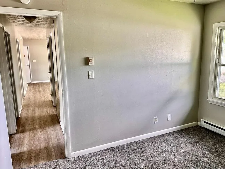203 W Paulette Ave — Photo 6