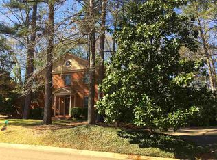 4246 N Honeysuckle Ln, Jackson, MS 39211