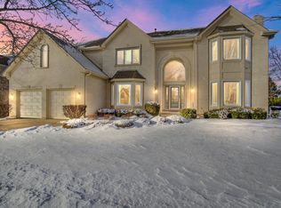 119 Founders Pointe S, Bloomingdale, IL 60108