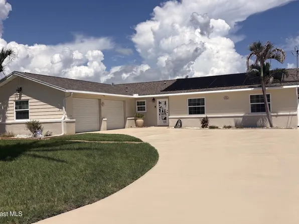 328 Carmine Dr, Cocoa Beach, FL 32931