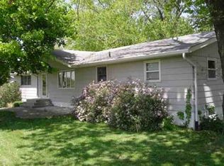 3130 Sandy Beach Rd NE, Solon, IA 52333