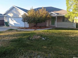 5287 Offenhauser Dr, Winnemucca, NV 89445
