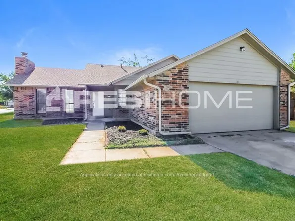 16420 Del Mar Dr, Edmond, OK 73013