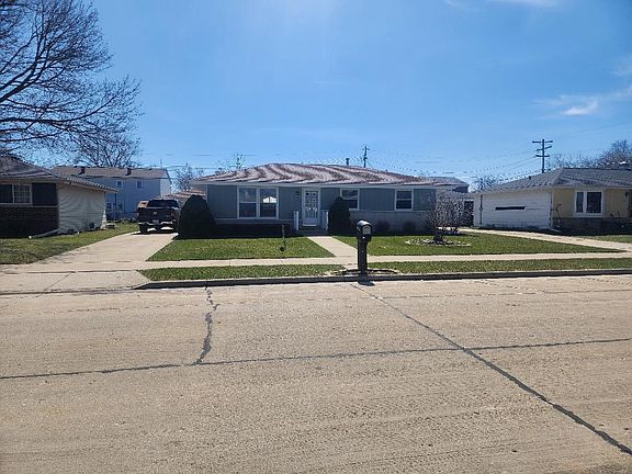 2nd image of 725 Sydney DRIVE
