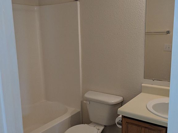 2nd bathroom